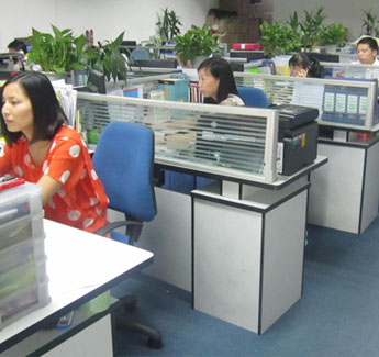 廣州銀帆禮品公司辦公環(huán)境——員工辦公區(qū)