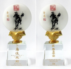 【廣東省地方稅務(wù)局】水晶獎杯定制案例