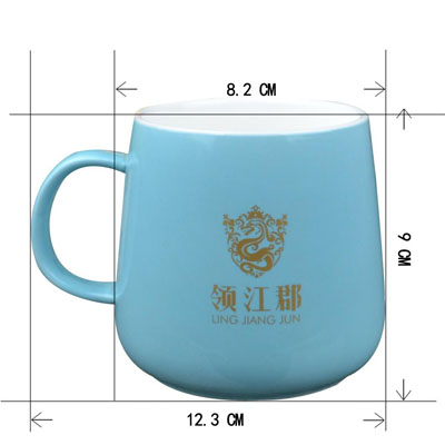 金鐘色釉杯