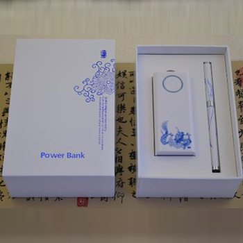 經(jīng)典款4000毫安電源+觸控筆